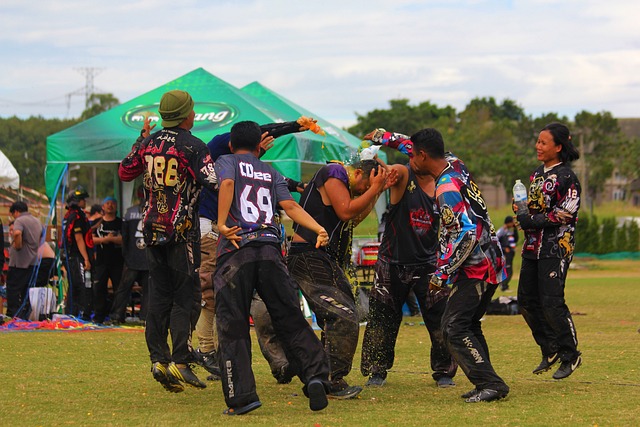 才勉强站住 才勉强站住